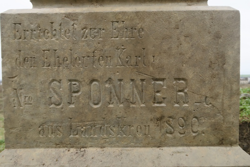 34-SPONNER 003.jpg